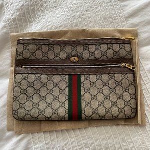 Gucci Ophidia GG Supreme Pouch